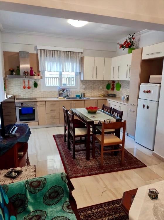 Marys House , Lovely 2-Bedroom Apartment Thessaloníki Ngoại thất bức ảnh